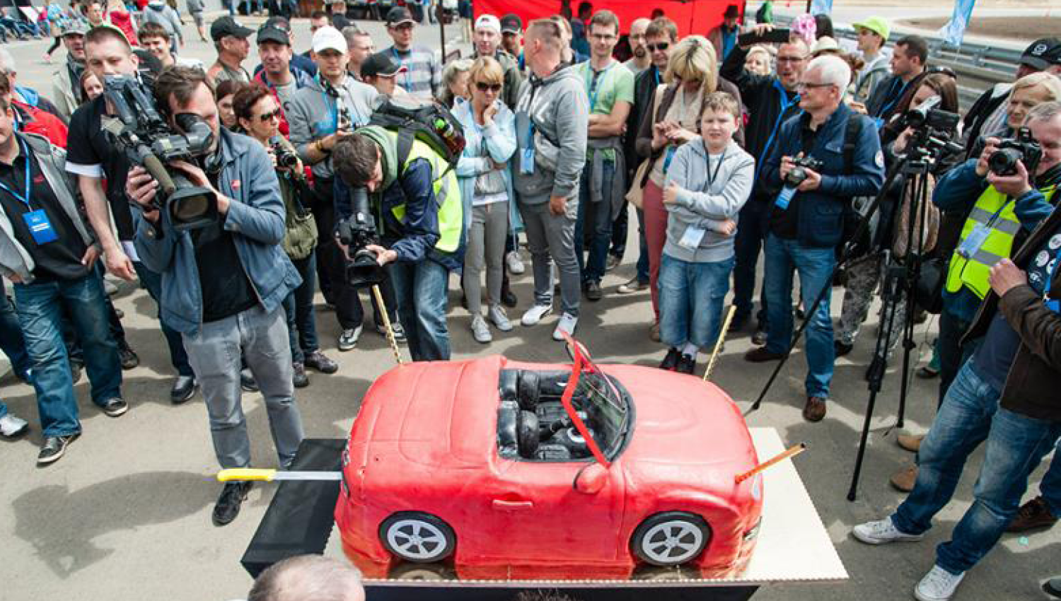 Eskadra - Mazda MX-5 25th anniversary - Mazda Motor Poland